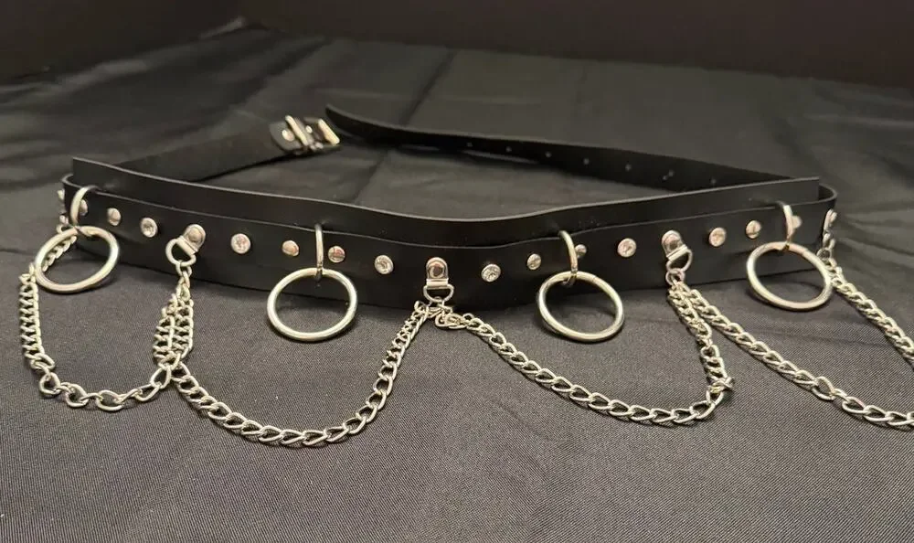 NWOT Y2K Punk Goth Faux Leather O-Ring Chain Black Belt Studs & Rhinestones, 36